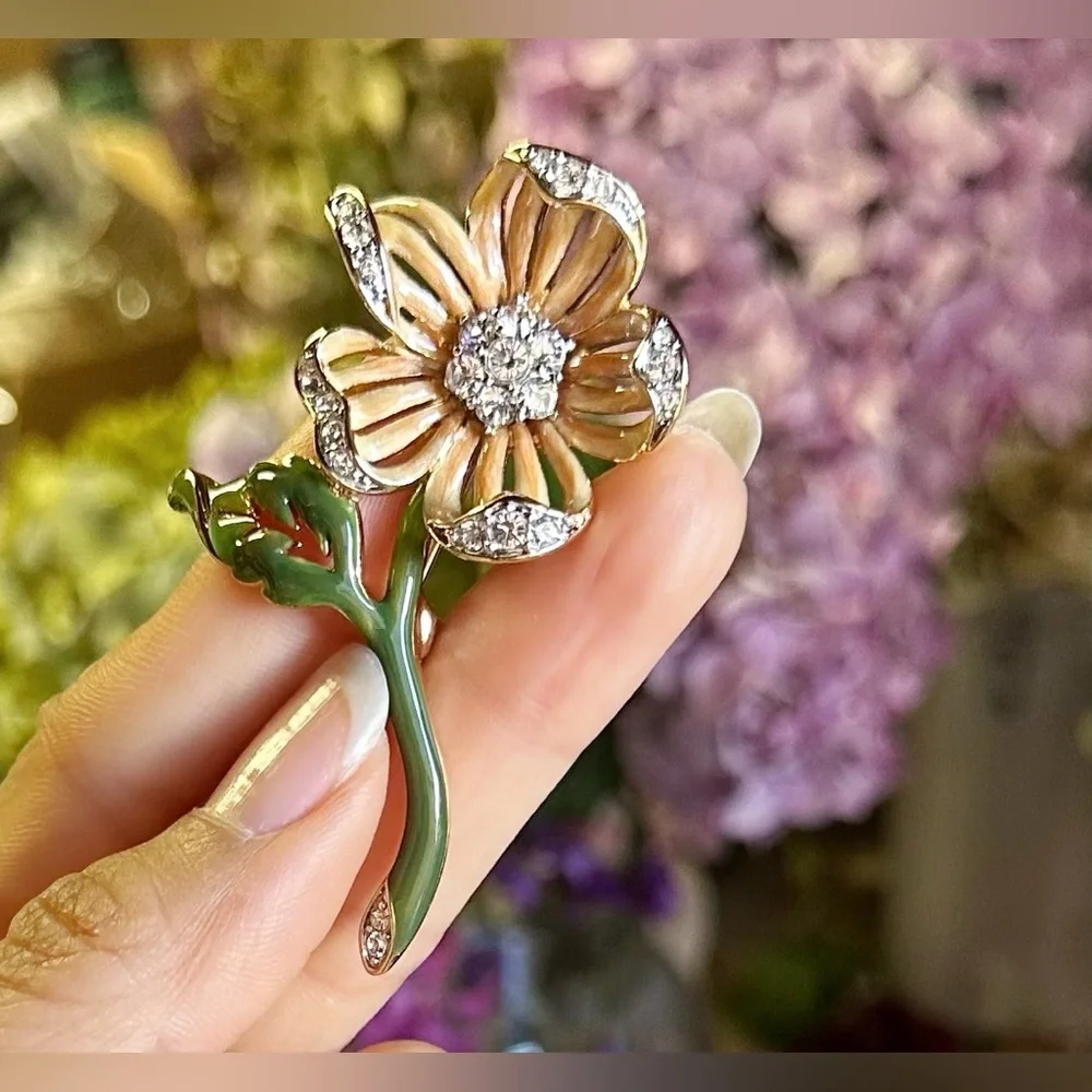 1980s Nolan Miller Peach Enameled & Rhinestone Floral Brooch